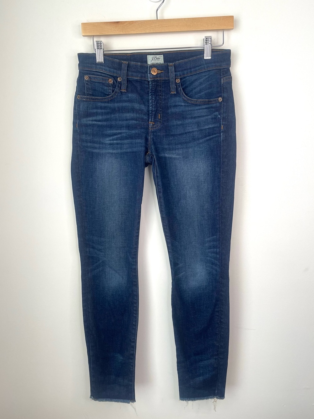 J crew toothpick low -rise frayed hem skinny jeans size 27